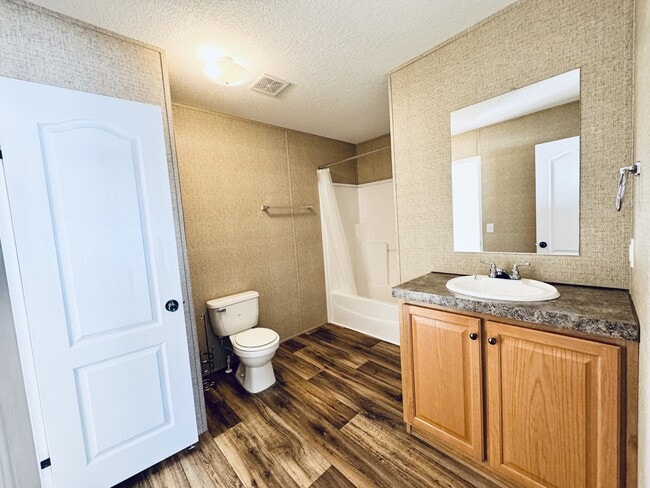 Building Photo - 116 Blissful Ct