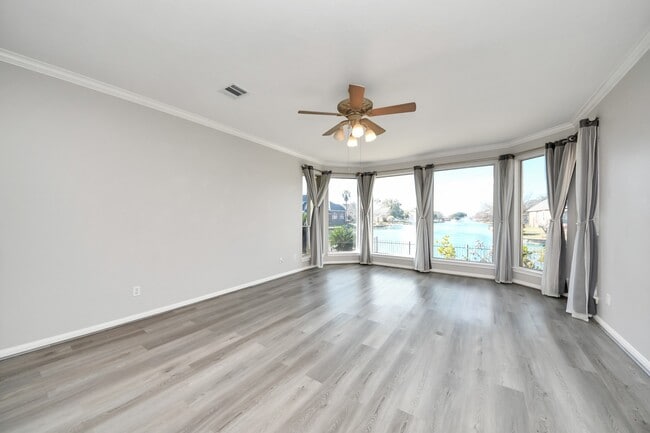 Building Photo - 14302 Jaubert Ct