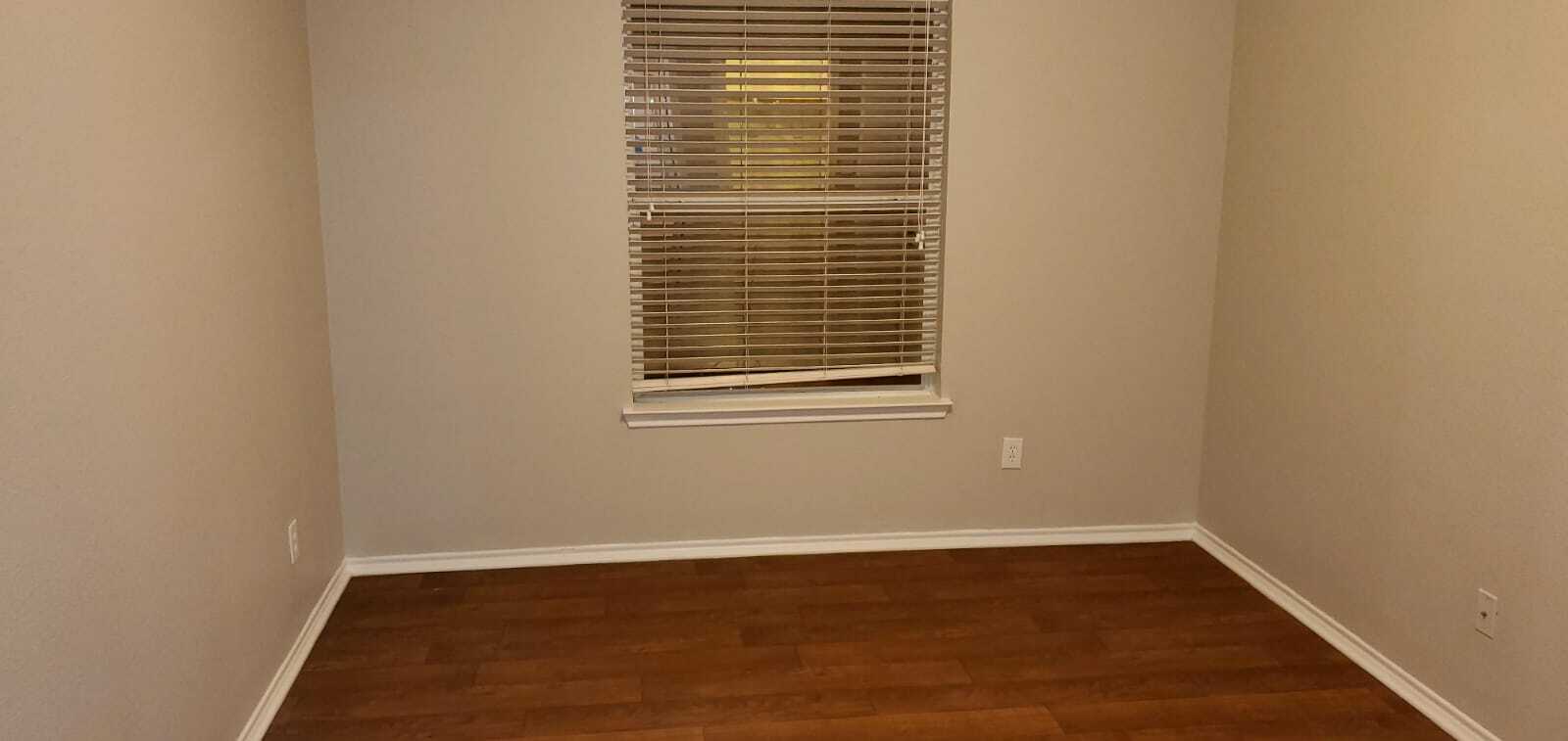 Building Photo - 2241 Stonebrook Ln