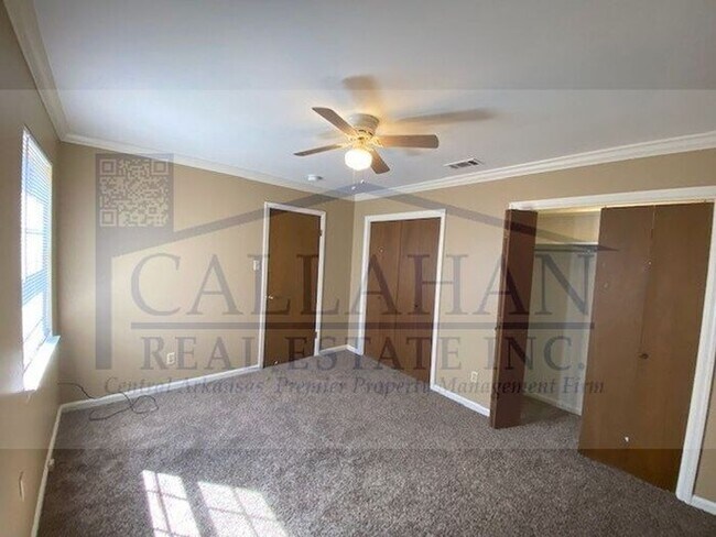 Building Photo - Shackleford Rd Townhome