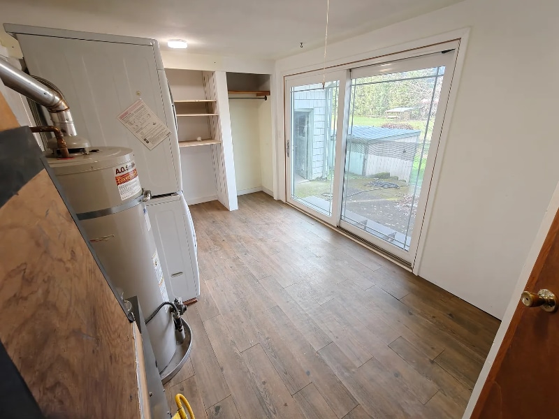 Building Photo - 405 NW Lewisburg Ave