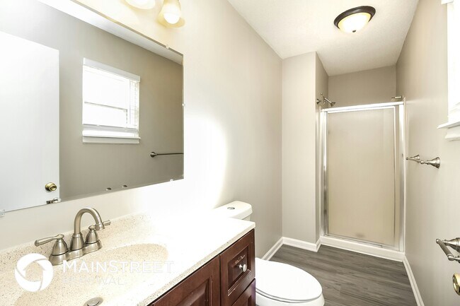 Building Photo - 902 Renee Lynde Dr