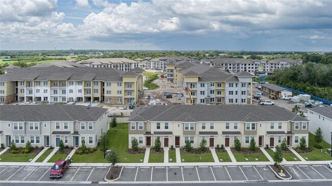 Building Photo - 6329 Fairmont Ln