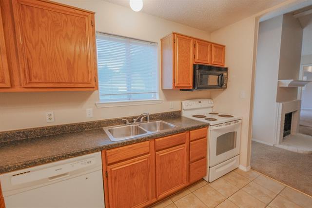 Building Photo - 10216 Lone Eagle Ct