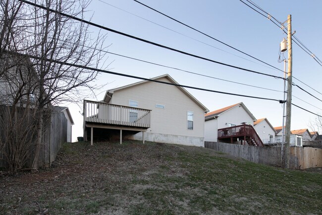 Building Photo - 2792 Gateway Park Ln