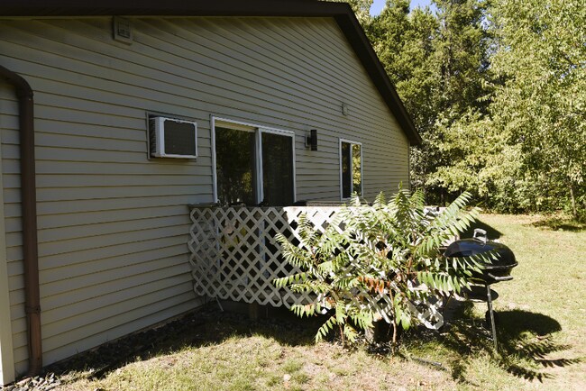 Building Photo - 3360 Patti Dr