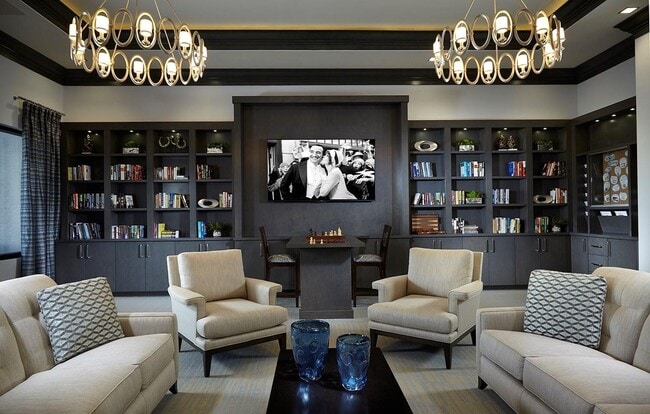 Building Photo - 9155 SW Esule Way