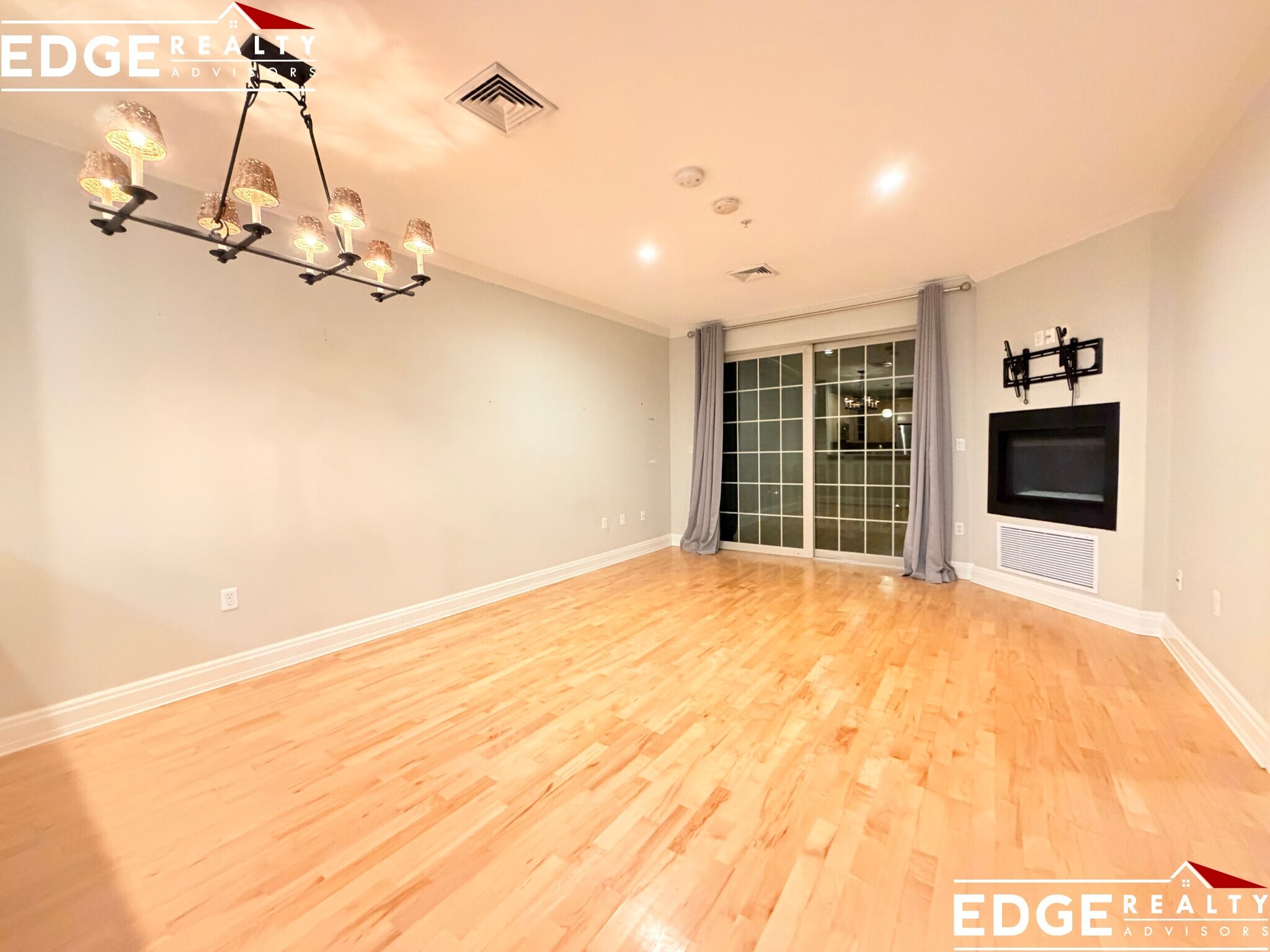 Building Photo - 59 Walpole St