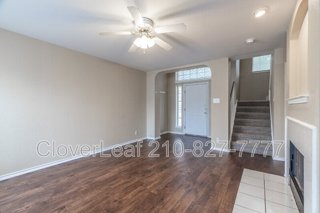 Building Photo - 7121 Lynn Lake Dr