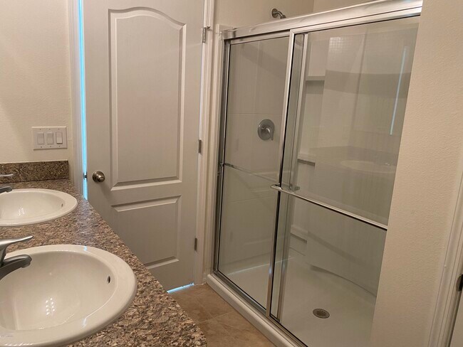 Building Photo - 1602 Primo Ct