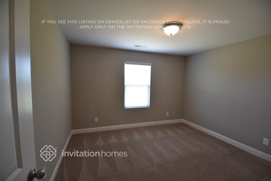 Building Photo - 5376 Roberta Crossing Dr