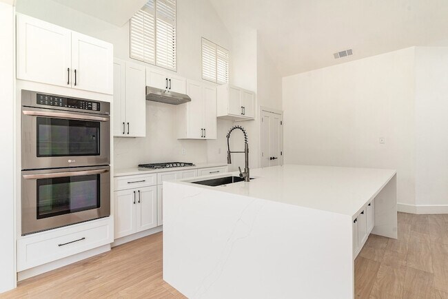 Building Photo - 5616 Ventana Trail