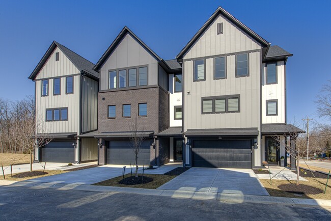 Building Photo - 208 Midland Trace Trail