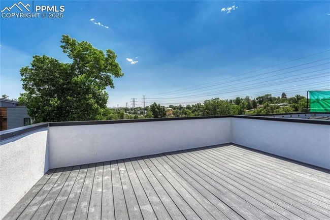 Building Photo - 1231 Newton St