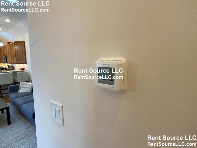 Building Photo - 14 Flint St