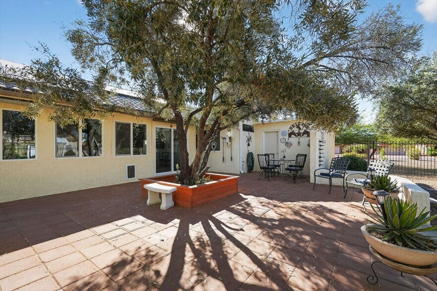 Building Photo - 21612 N 148th Dr