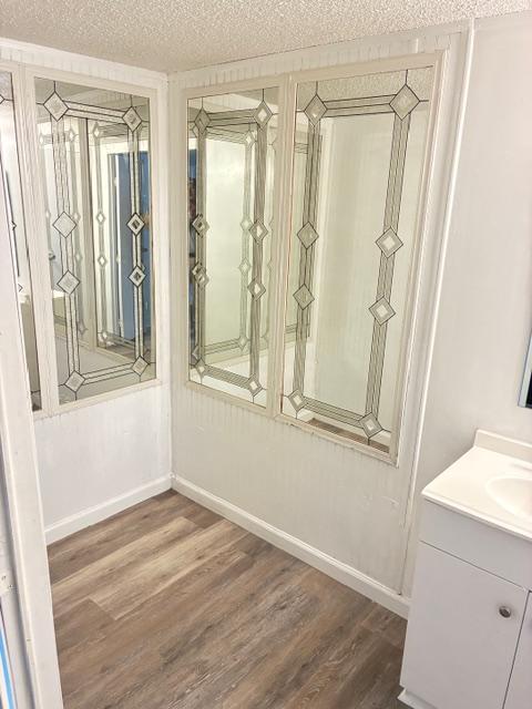 Building Photo - 2331 Wysteria Ln