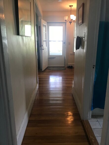 Building Photo - 19 Felton Pl