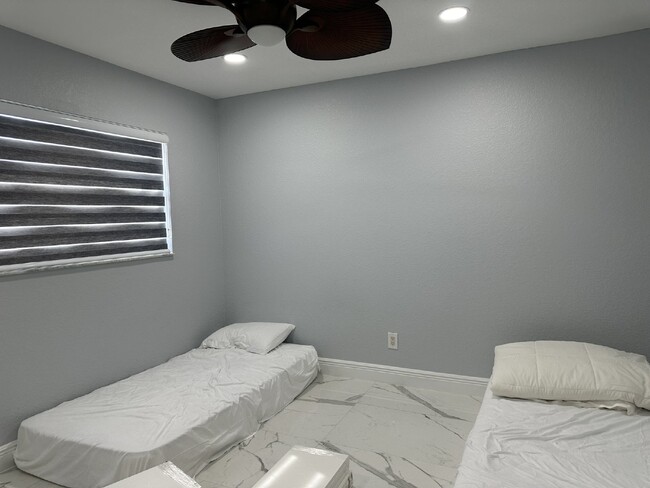 Building Photo - Gulf Cove Community