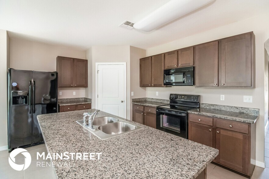 Building Photo - 9710 Highland Ridge Dr