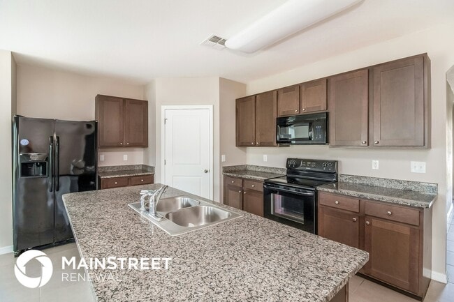 Building Photo - 9710 Highland Ridge Dr