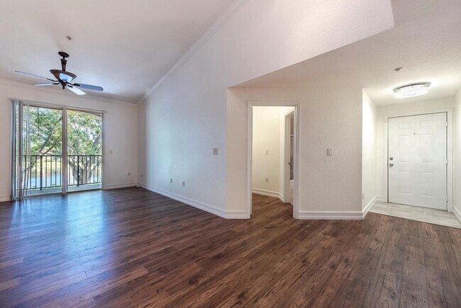 Building Photo - 15175 Michelangelo Blvd