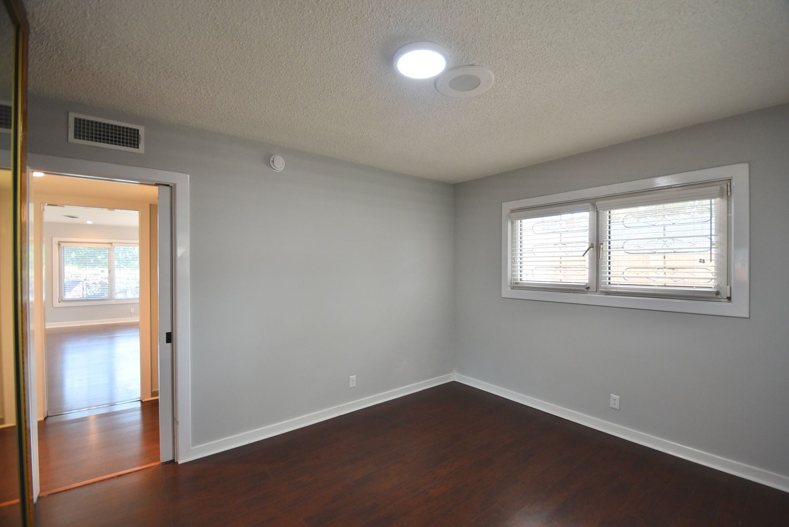 Building Photo - 11204 Peach Grove St