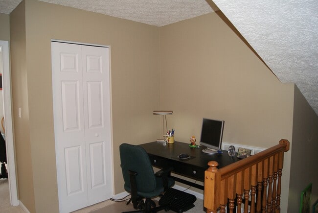 Building Photo - 5103 Bridgewood Dr