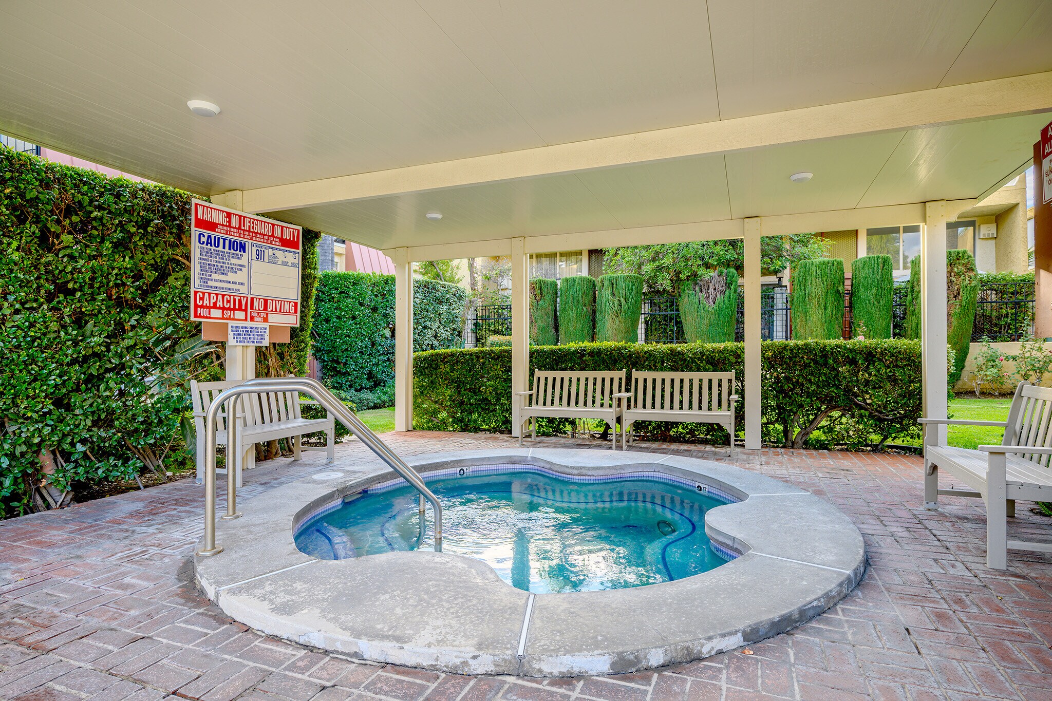 Building Photo - 5435 Yarmouth Ave