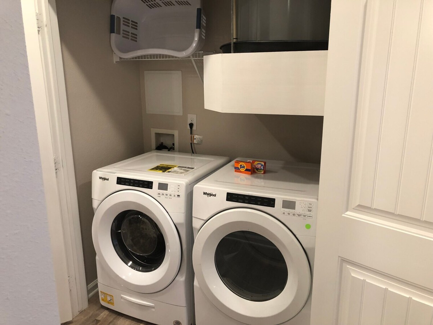 Building Photo - 8550 Nb Interstate 77 St