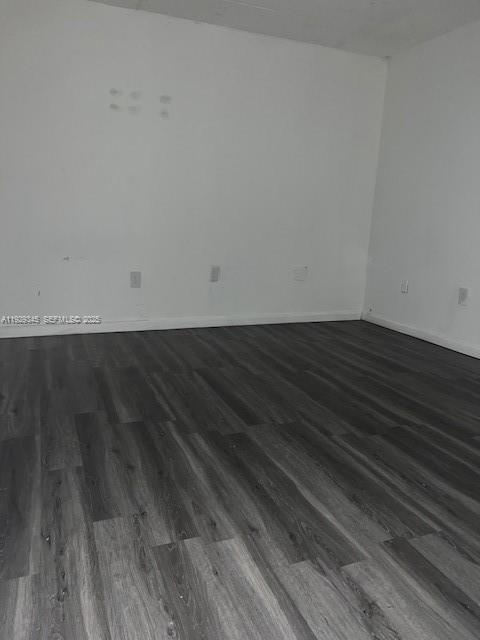 Building Photo - 10000 NW 80th Ct