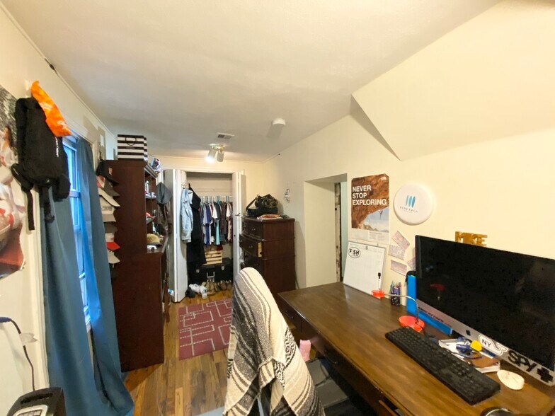 Building Photo - 840 Huntington Ave