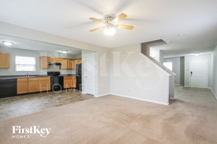 Building Photo - 7919 Hydrangea Ct