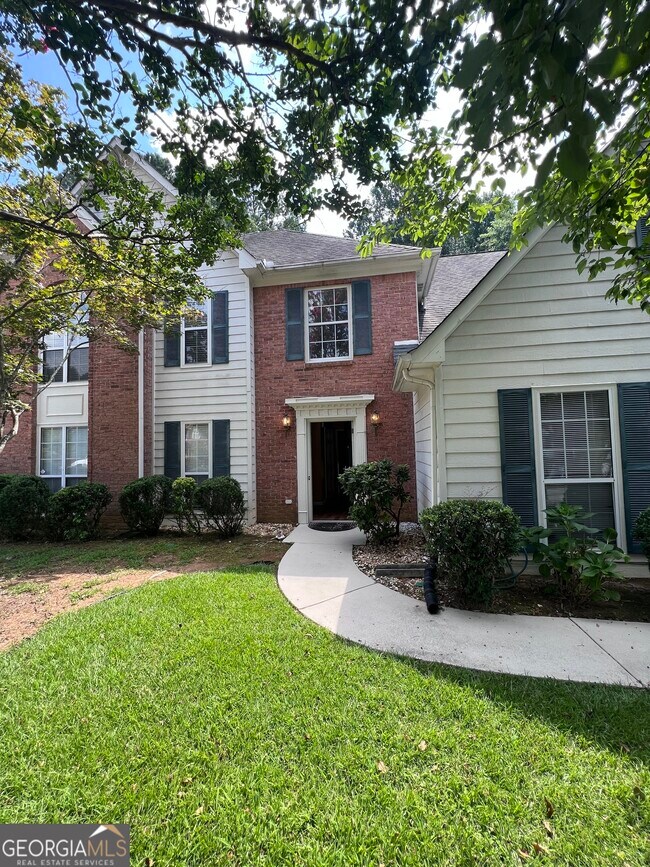 Building Photo - 2118 Hunters Branch Ct