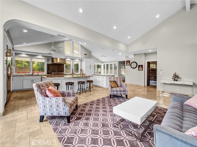 Building Photo - 5425 Brentwood Pl
