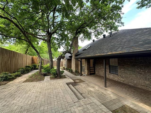 Building Photo - 2109 S Winding Creek Dr