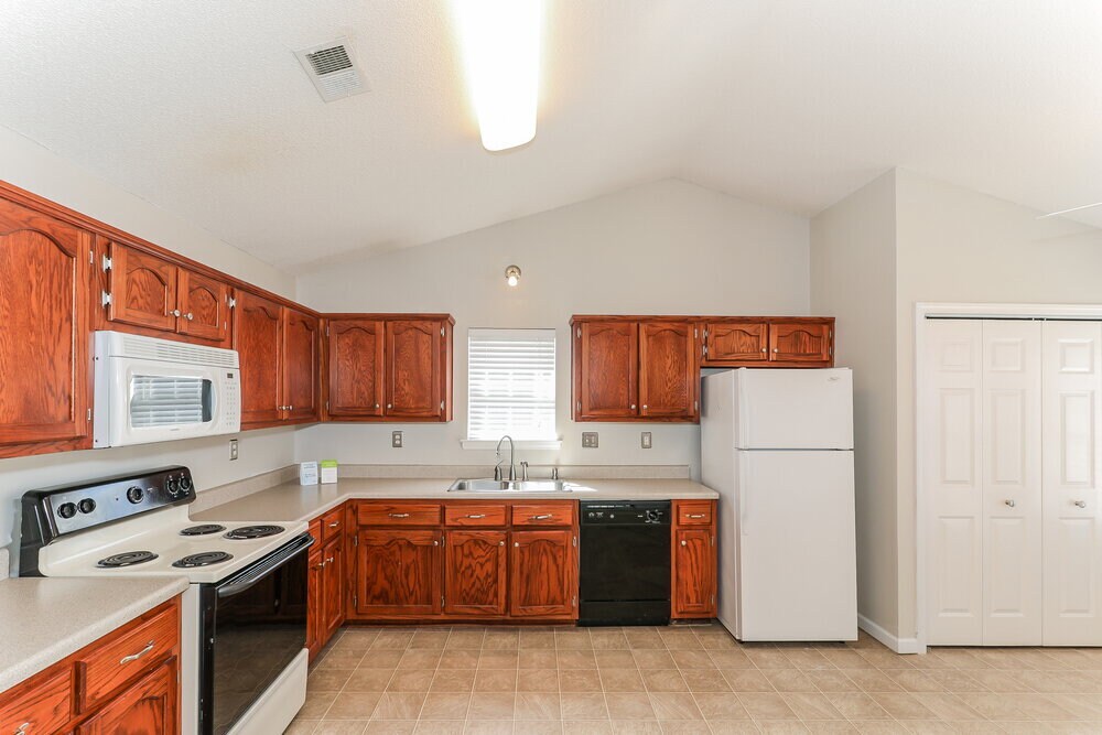 Building Photo - 6903 Wrenwood Dr