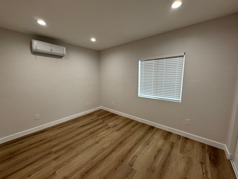 Building Photo - 10404 Fortrose Ct