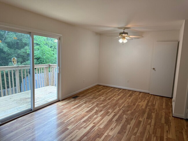 Building Photo - 5109 Pecan Dr