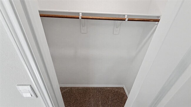 Building Photo - 936 Jefferson Wy