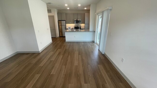 Building Photo - 2614 Waterway Ln