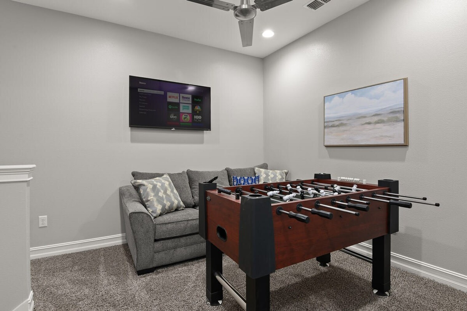 Building Photo - 132 Mediterranean Way