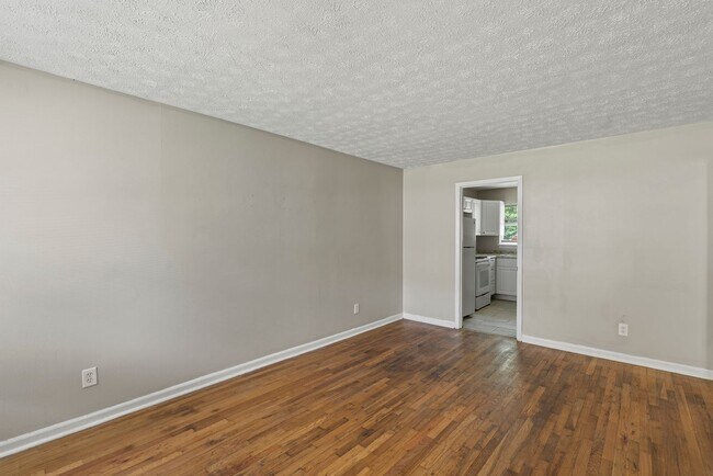 Building Photo - 1595 Carlisle St NW
