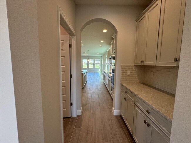 Building Photo - 16119 Skysail St