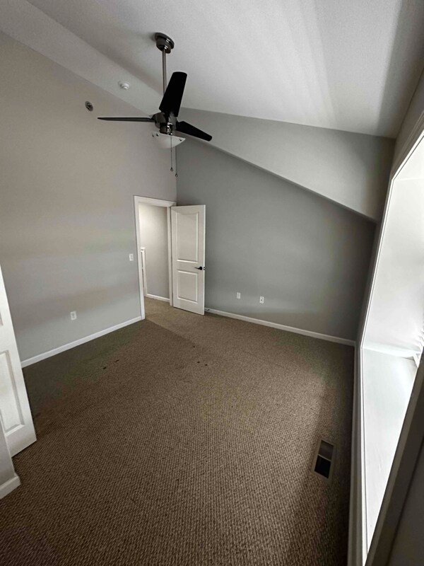 Building Photo - 970 Ridge Ave
