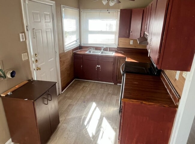 Building Photo - 2919 Hummingbird Ct