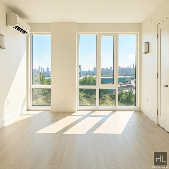 Primary Photo - 91 Bruckner Blvd