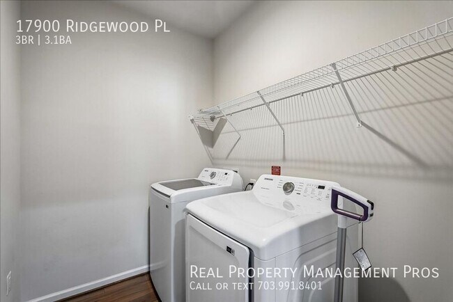 Building Photo - 17900 Ridgewood Pl