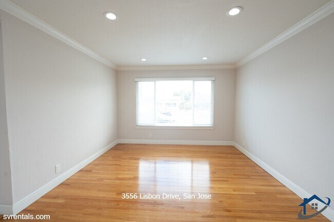 Building Photo - 3556 Lisbon Dr