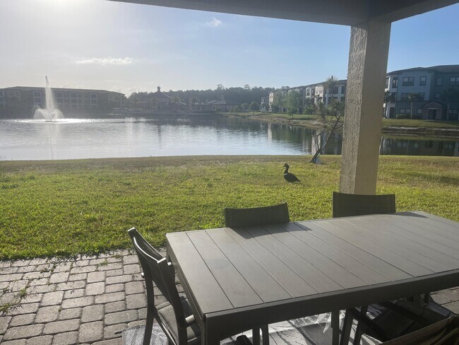 Building Photo - 5435 Estero Loop